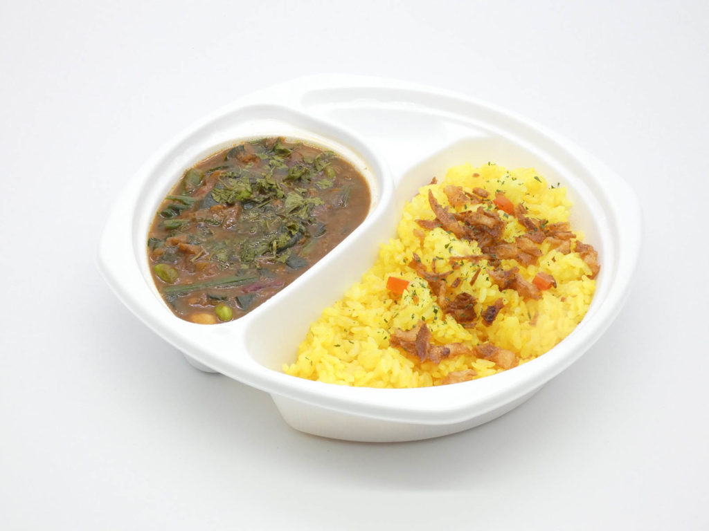 ほうれん草と４種の豆カレー　りとるほっと　狭山市加佐志